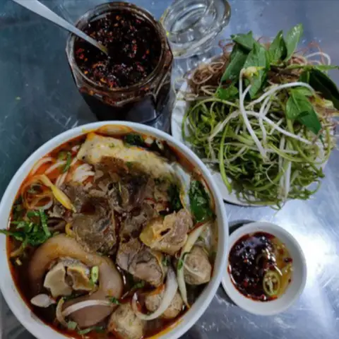 Hình ảnh Thủy - Bún Bò Huế - Hà Huy Giáp