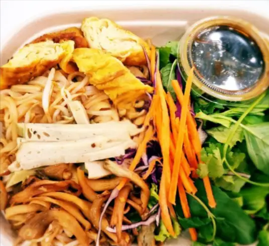 Phở trộn - súp nấm - 63.000 ₫ tại Bếp Chay An Xanh - Món Chay Ngon - Nguyễn Thiện Thuật