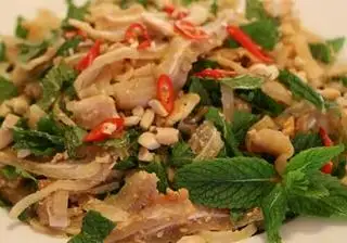 Tré huế thập cẩm lớn - 99.000 ₫ tại An An - Chân Gà & Tré Trộn - Nguyễn Trãi 