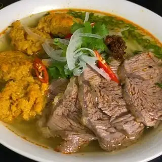 Bún bò chả cua - 42.000 ₫ tại La Cà Quán - Bún Bò & Bò Né - An Bình