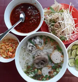 Hủ tiếu tô lớn - 60.000 ₫ tại Bánh Canh Bột Gạo Hòa Hưng - Hòa Hưng