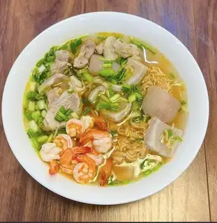 Hình ảnh Mì tôm lòng đặc biệt