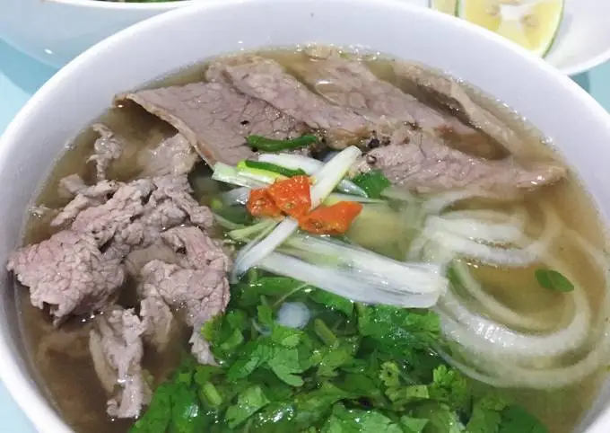 Hình ảnh Phở bò chín