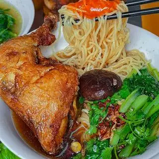 Mì đùi vịt - 113.000 ₫ tại Dương Ký - Mì Vịt Tiềm - Nguyễn Trãi