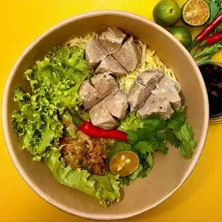 Mì khô sốt dầu hào bò viên - 47.000 ₫ tại Miến Gà Khô Sốt Dầu Hào 156 - Đặng Văn Ngữ