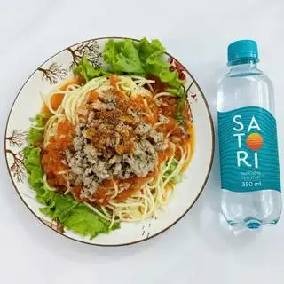 Hình ảnh [Combo healthy trọn gói 1 người] Mì Ý sốt cà chua tươi bò bằm - nước suối Satori