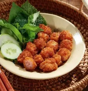 Nem chua rán - 28.000 ₫ tại Bún Đậu Mắm Tôm Mẹt Gánh - 45/1 Dương Bá Trạc