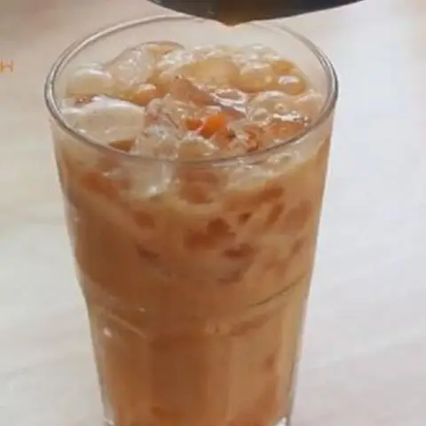 Ăn Vặt A Quắn - Lê Văn Lương - Cà Phê/Trà gần bạn