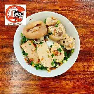 Hình ảnh Bún mọc chả giò gân hoặc móng