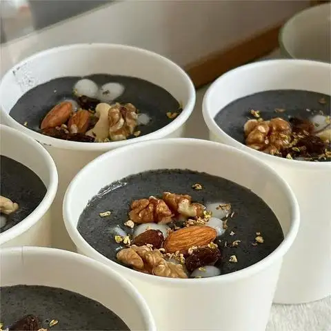 Mè Chì - Mì, Chè & Khoai - Trần Văn Đang - Tráng miệng gần bạn