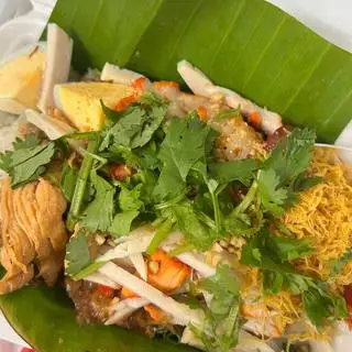 Xôi mặn - 30.000 ₫ tại Xôi Phương Anh - Xôi Gà, Xá Xíu & Thập Cẩm - Nguyễn Hậu