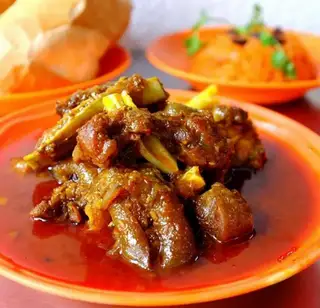 Cà ri dê - 160.000 ₫ tại SAFINA HALAL -  Cà Ri Ấn Độ & Sinh Tố - Trường Sa