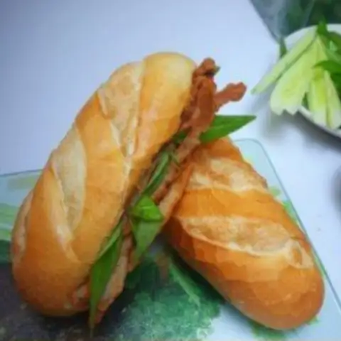 Hình ảnh Bánh Mì Anh 6 - Bùi Minh Trực