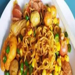 Hình ảnh Mì trộn đặc biệt