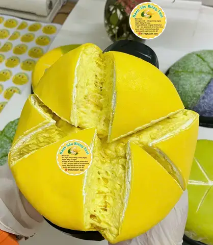 Hình ảnh Bánh Sầu Riêng Kim Liên -  Nguyễn Thị Sưa