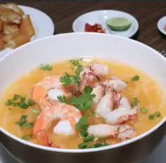 Bánh canh cua tôm thố nhỏ - 60.000 ₫ tại Yến Nhi - Súp Cua & Bánh Canh Cua - Hòa Hưng