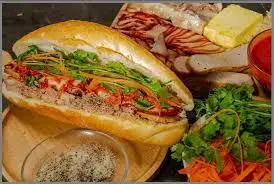 Hình ảnh Bánh mì pate thập cẩm