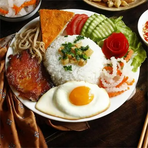 Kim Hà - Cơm Sườn Bì Chả Trứng, Mì Xào Bò & Bún Thịt Nướng - Đường Số 11 - Cơm/Cơm tấm gần bạn