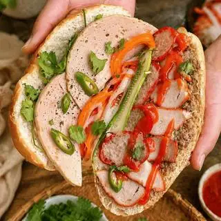 Bánh mì  đặc biệt ( siêu pate bơ ) - 47.000 ₫ tại Bánh Mì 271 - Đoàn Văn Bơ