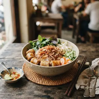 Hình ảnh Bún bì chả giò