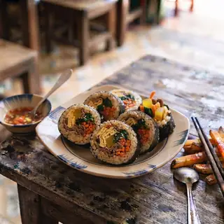Hình ảnh Cơm cuộn