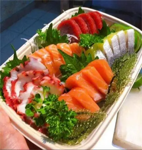 Sushi Tokyo Deli - Sashimi & Salad - Vạn Kiếp - Ẩm thực quốc tế gần bạn