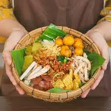 Xôi thập cẩm trứng gà non  - 60.000 ₫ tại Xôi Gà Chị 3 - Tôn Đản