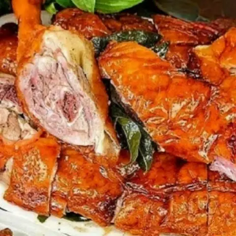 Hình ảnh Vịt quay Vạn Thành - Trần Xuân Soạn