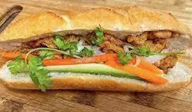 Bánh mì chả cá Nha Trang - 39.000 ₫ tại Bánh Mì Ngon Vãi Chưởng - Trương Định