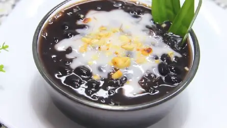 Chè đậu đen - 25.000 ₫ tại Chè Thái 87 - Nguyễn Thái Sơn