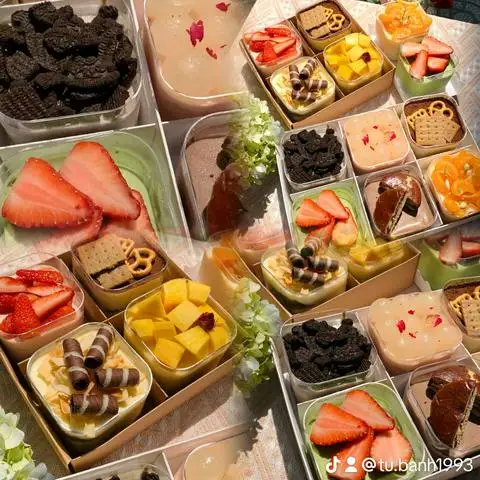 Hình ảnh Tú Bánh 1993 - Tiramisu & Latte - Đường Số 3