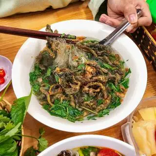 Hình ảnh Miến xào lươn giòn
