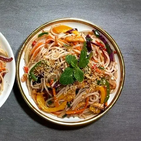 Pak Food Món Chay & Mặn - Mì Quảng Trộn & Miến Trộn - Lê Trọng Tấn - Món chay gần bạn