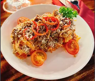 Mì Ý sốt cà chua bò bằm (vị phô mai) - 57.000 ₫ tại Mì Ý 1977 - Cà Phê & Trà - Tôn Thất Thuyết