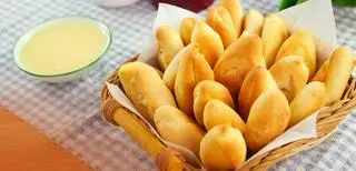 Hình ảnh Bánh mì chuột 5 cái nong ròn