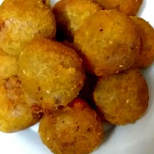 Hình ảnh Khoai môn lệ phố