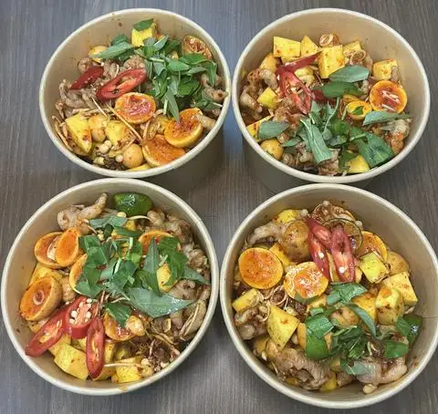 Ngoc Kim Food - Gà Ủ Muối & Chân Gà Sốt Thái - Cư Xá Phan Đăng Lưu - Ăn vặt gần bạn