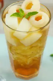 Hình ảnh Hồng trà bí đao thạch vải