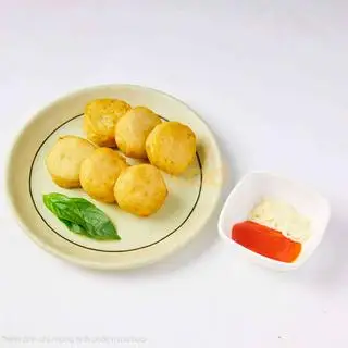 Đậu hũ phô mai - 18.000 ₫ tại Ăn Vặt Trang - Cá Viên Chiên & Bánh Tráng Trộn - Nguyễn Hữu Tiến