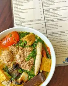Bún riêu cua - 85.000 ₫ tại Mana Quán - Hai Bà Trưng