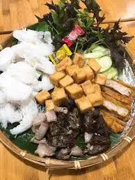 Hình ảnh Bún đậu dồi rán chân giò - Coca 390ml