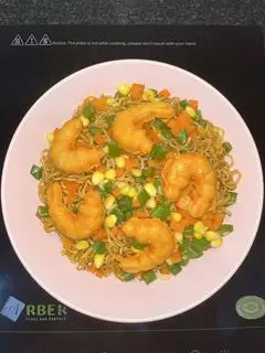 Hình ảnh Mì trộn tôm hình