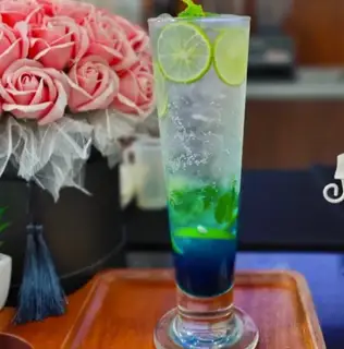 Soda chanh hoa đậu biếc - 34.000 ₫ tại Ali Coffee & Tea - Hồ Bá Kiện
