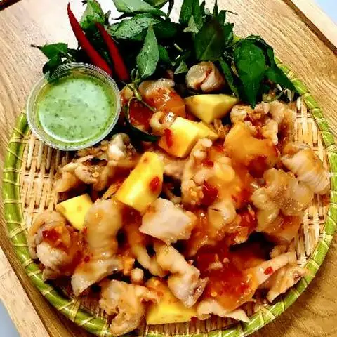 Chân Gà Vfood - Kha Vạn Cân - Ăn vặt gần bạn