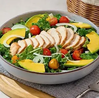 Salad ức gà áp chảo - pan-fried chicken breast salad - 110.000 ₫ tại Healthy Food T.Lâm - Dương Bá Trạc