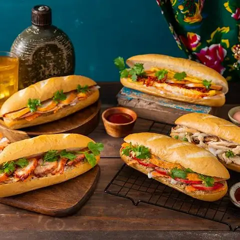 Hình ảnh Bánh Mì Giò Chả Dũng Hạnh - Thành Công