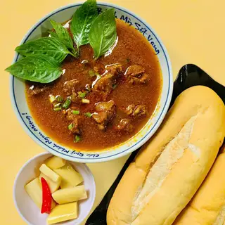 Hình ảnh Bánh mì sốt vang( bát vừa)