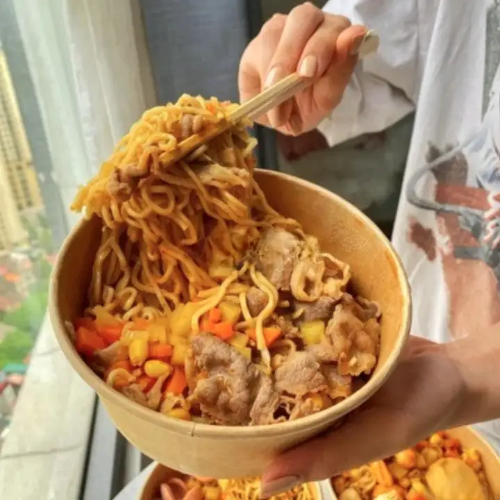 Hình ảnh Mì trộn 2 mì bò ba chỉ ( fs ) 