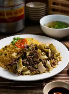 Cơm rang dưa bò - 75.000 ₫ tại Xưởng Phở Lẩu Bò 118 - Bún Chả Hà Nội - Lê Lai