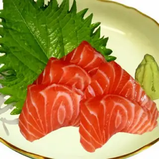 Cá hồi - sake - S1 - 86.000 ₫ tại Street Sushi - Nguyễn Thị Thập